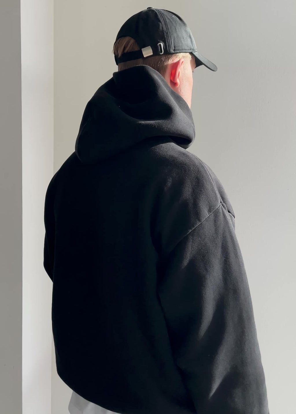 Antihero Studios Hoodie in black, product video